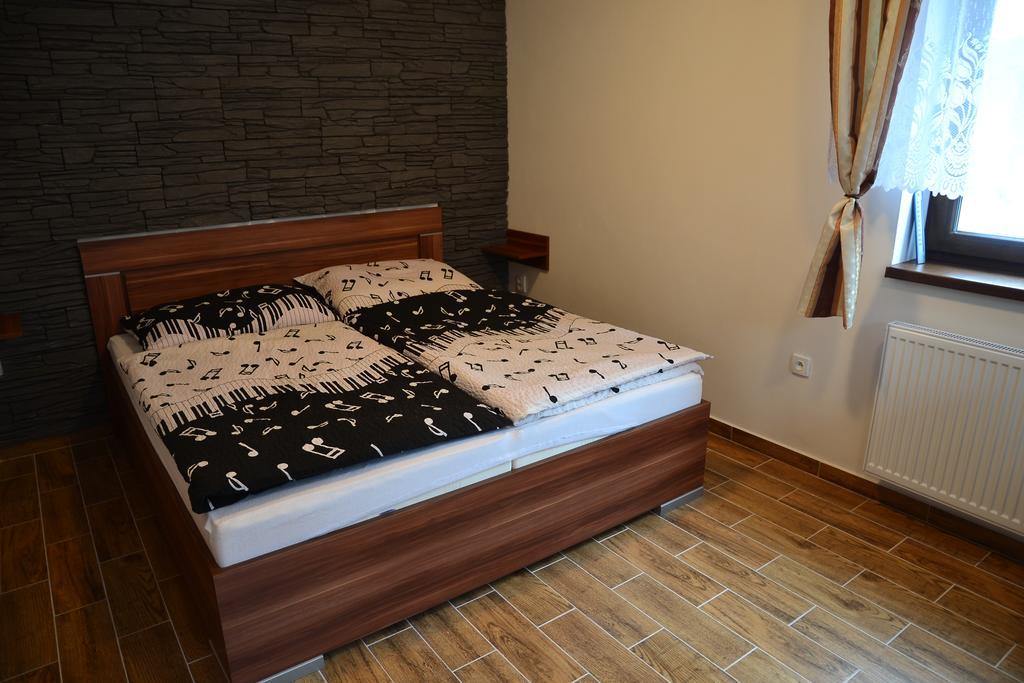 Apartmany Nad Rekou Svoboda nad Úpou Екстериор снимка